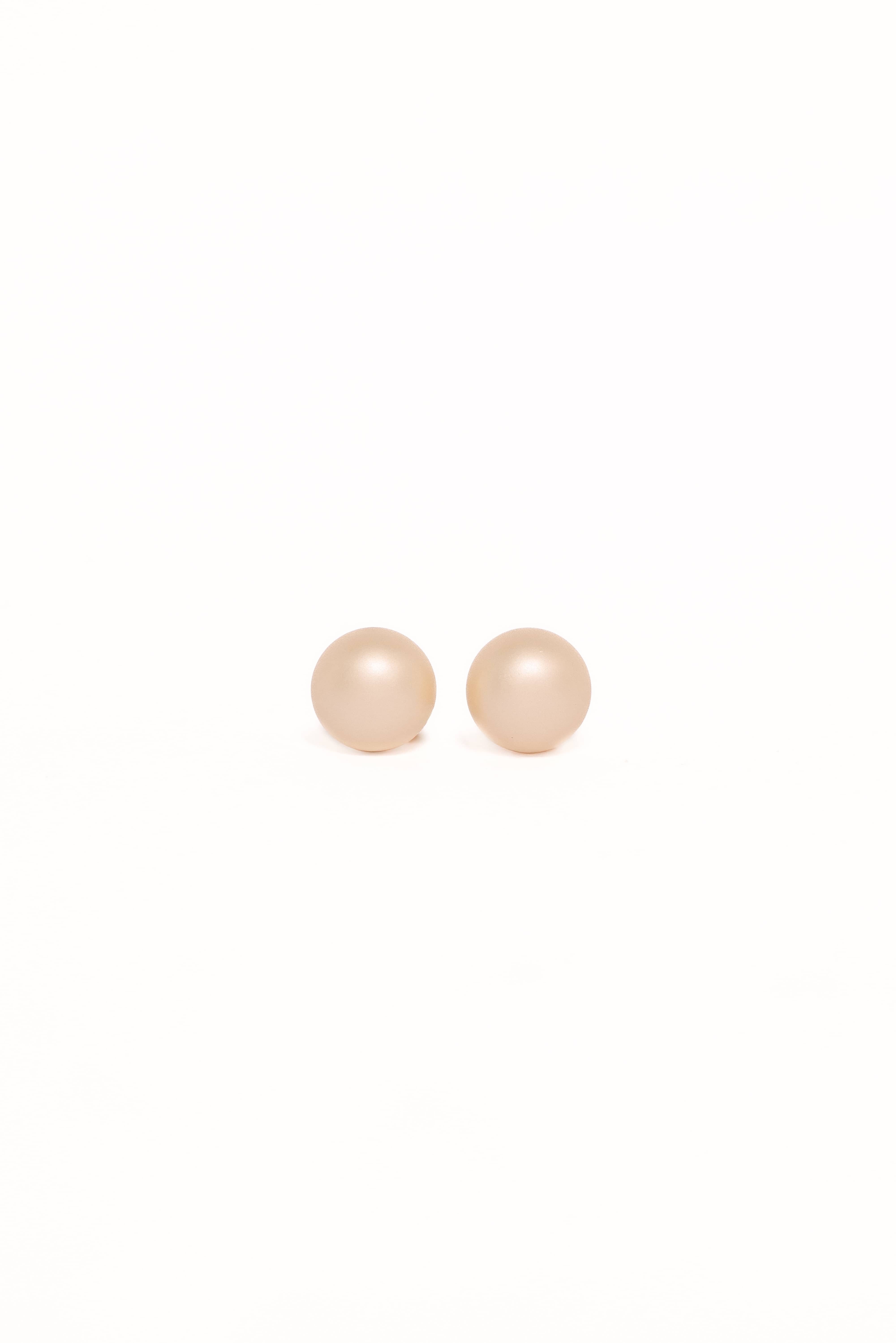 Adalee Stud Earrings - Pearl