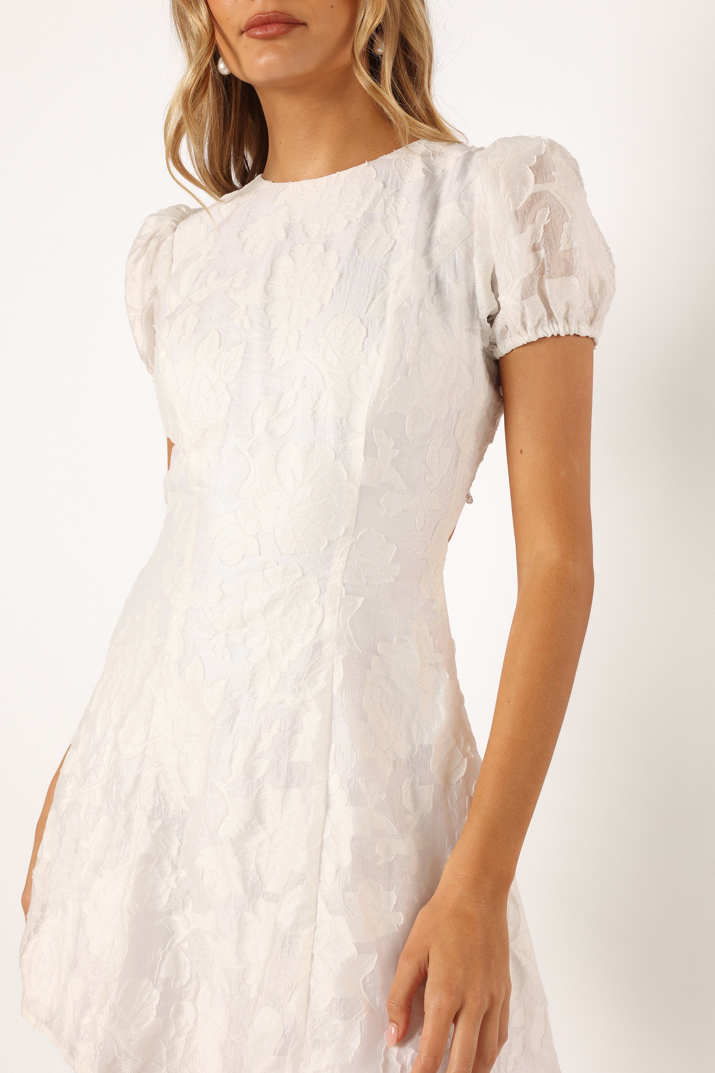 Kimmy Backless Mini Dress - White