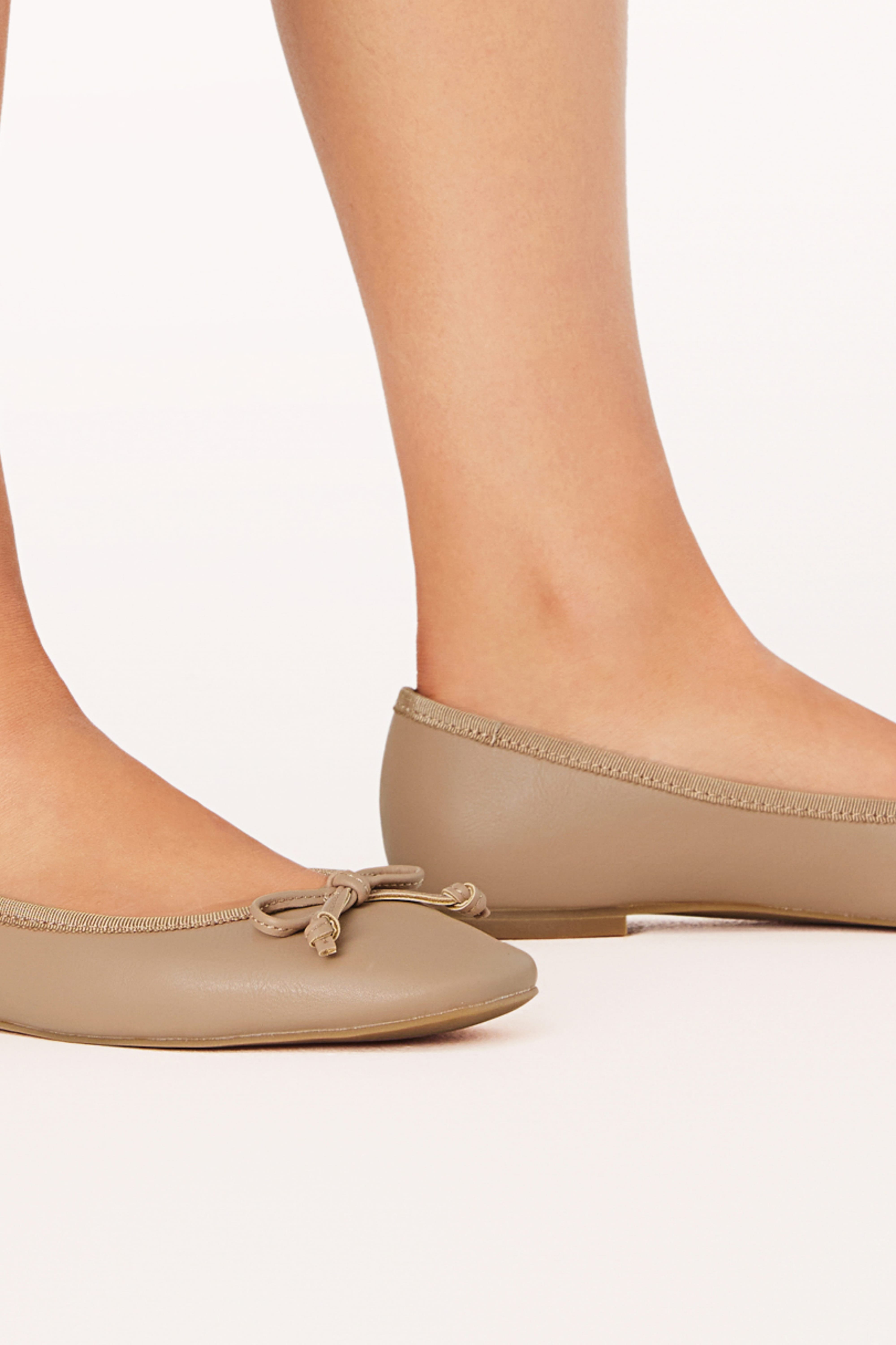 Isaiah Flats - Dark Nude